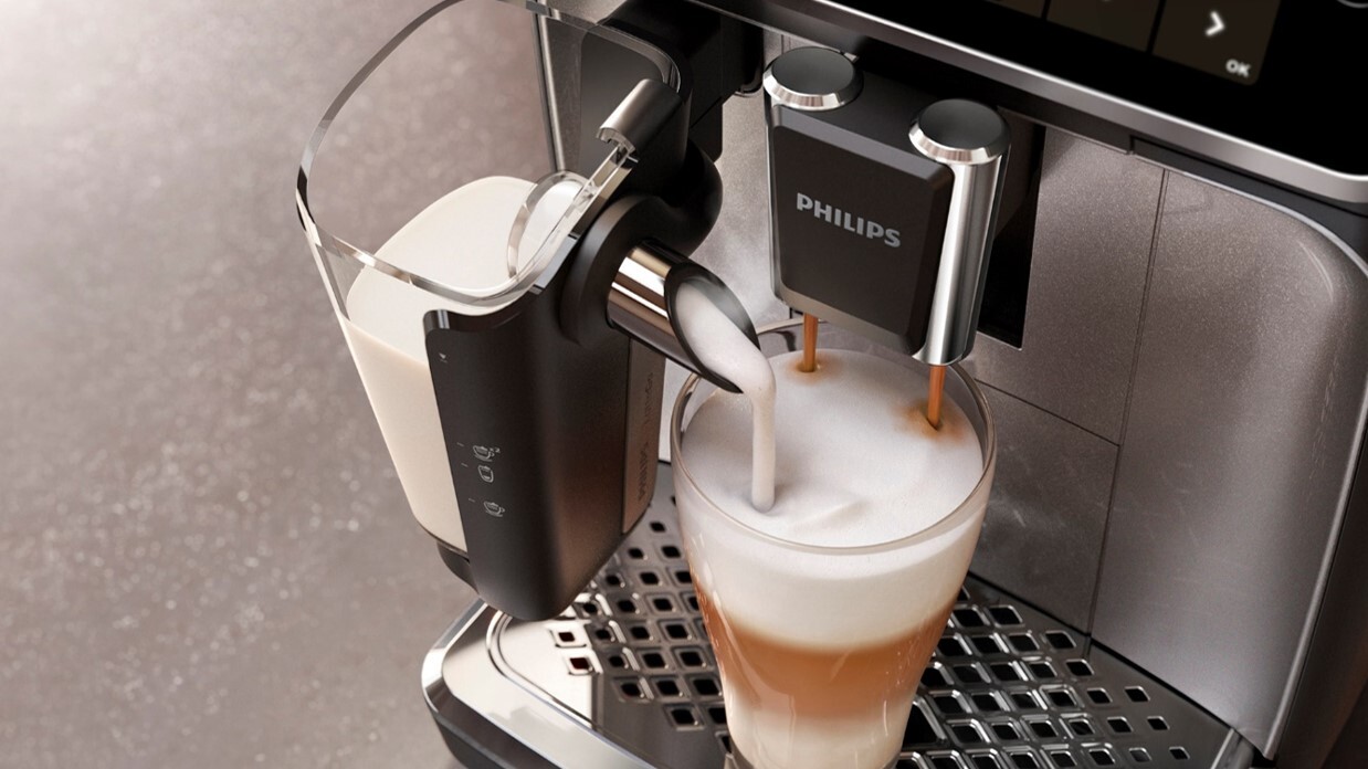 Gładkie cappuccino; parzone własnoręcznie w domowym zaciszu.