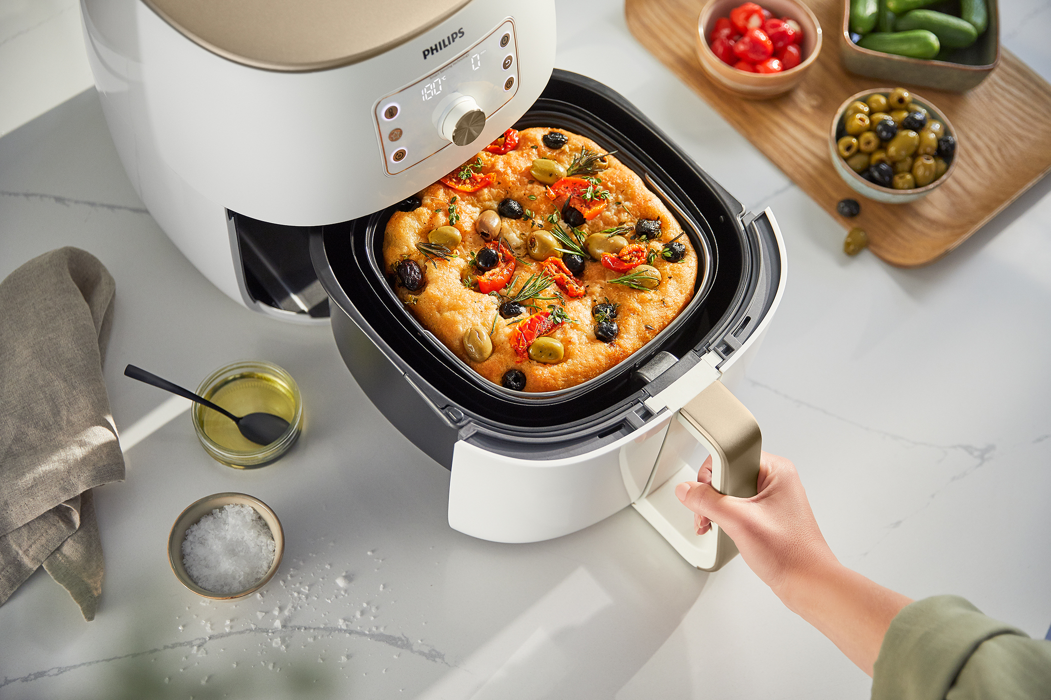 Wygodne ustawienia &bdquo;Utrzymywanie ciepła&rdquo; i &bdquo;Zapisywanie ulubionych&rdquo;