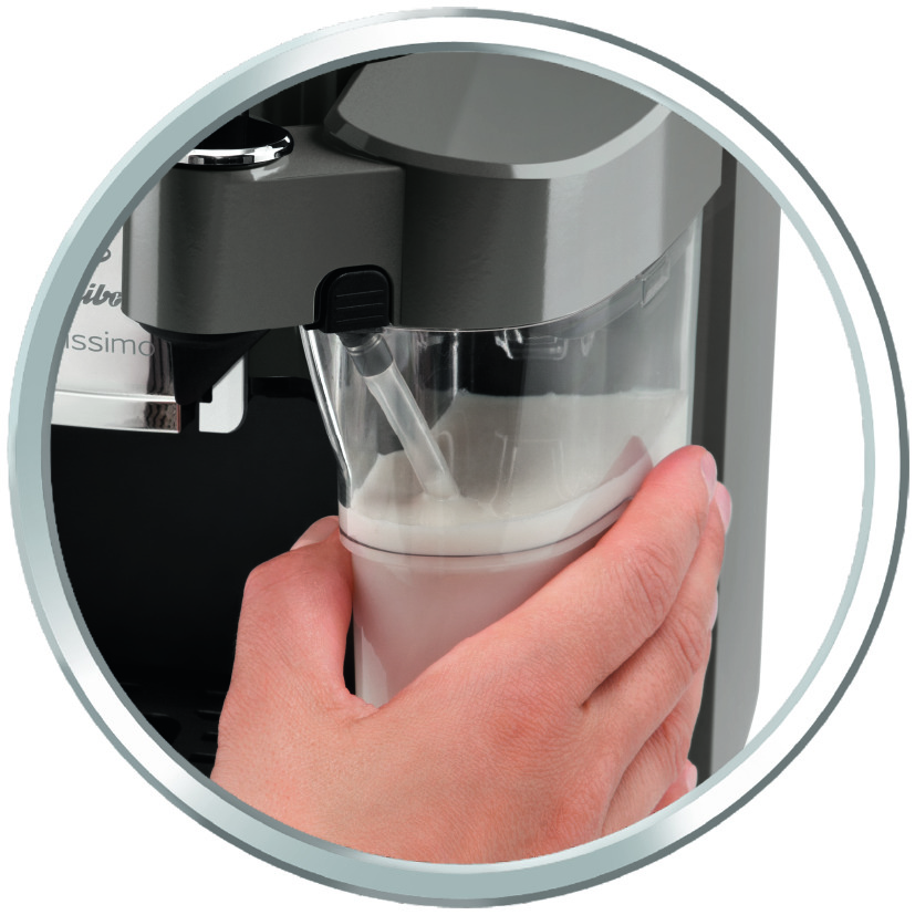 Getr&auml;nke auf Knopfdruck dank des integrierten Milchbeh&auml;lters