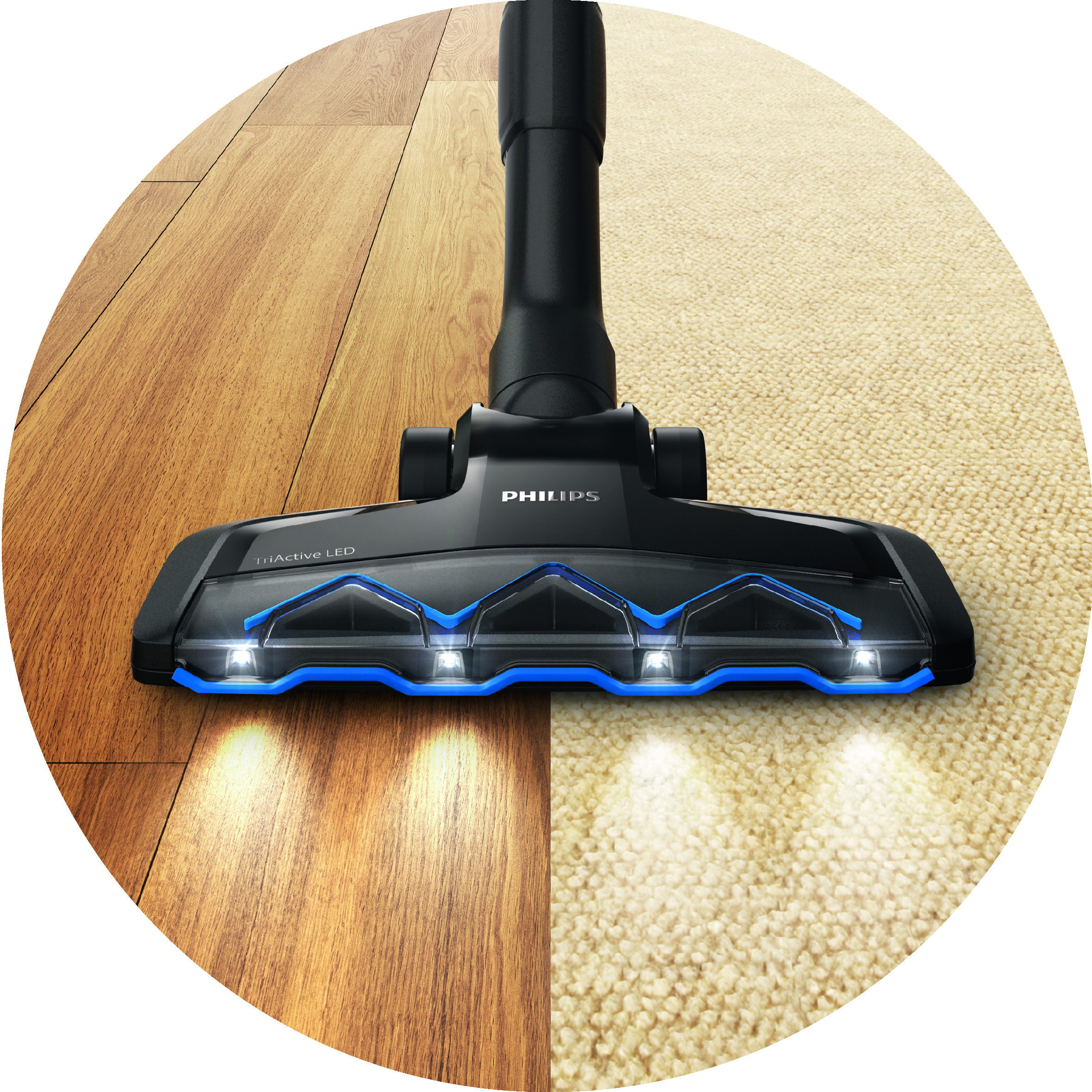 El cepillo TriActive con luz LED muestra y limpia el polvo oculto