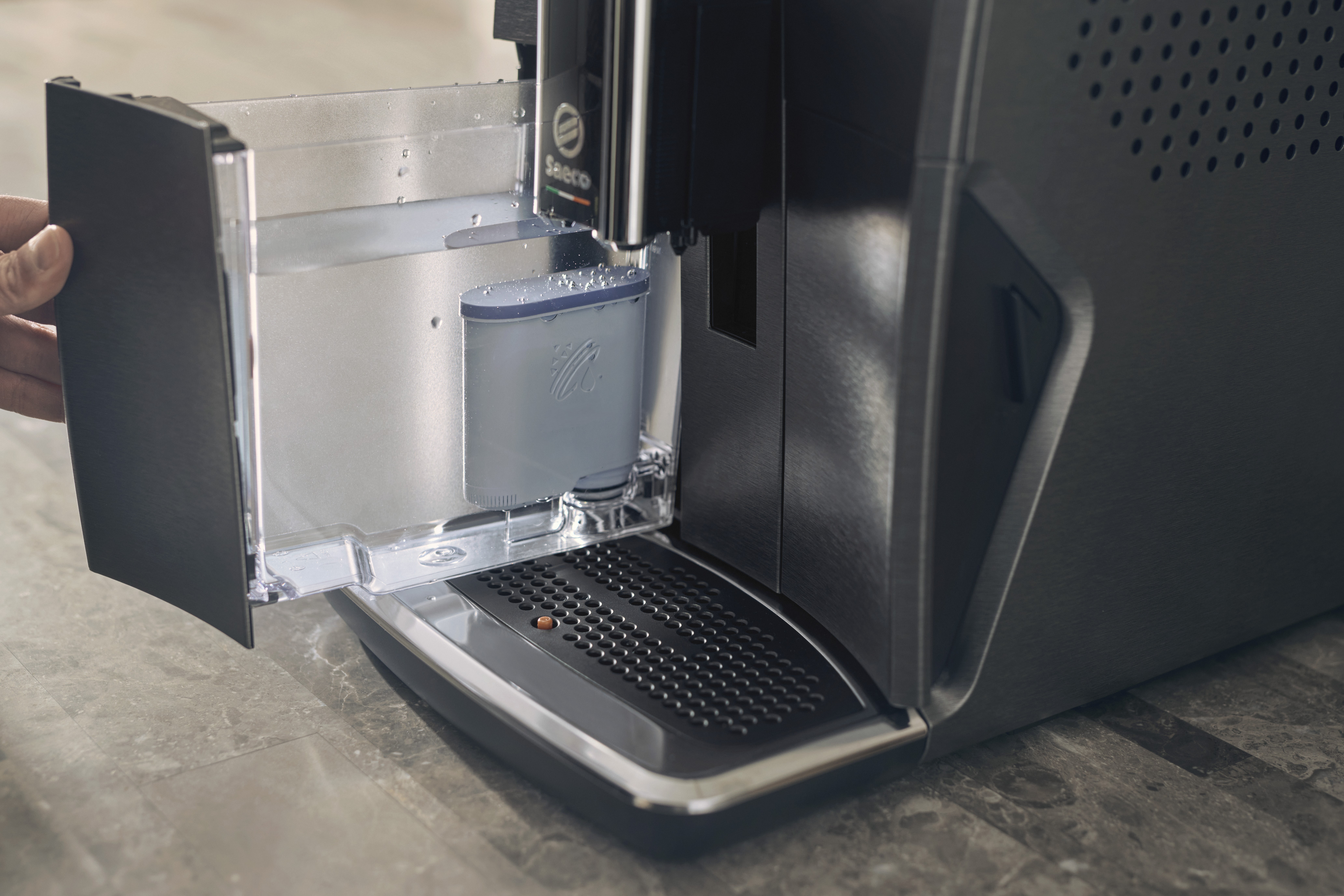 AquaClean prolonga la vida &uacute;til de la m&aacute;quina y mejora el sabor**