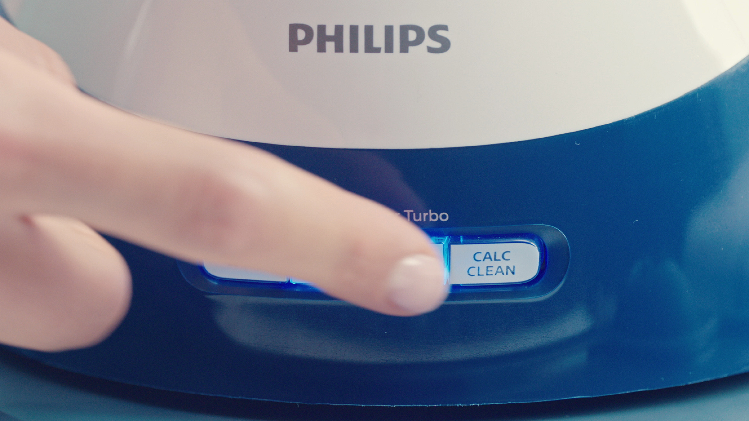 Integrated easy-clean system for long-lasting performance