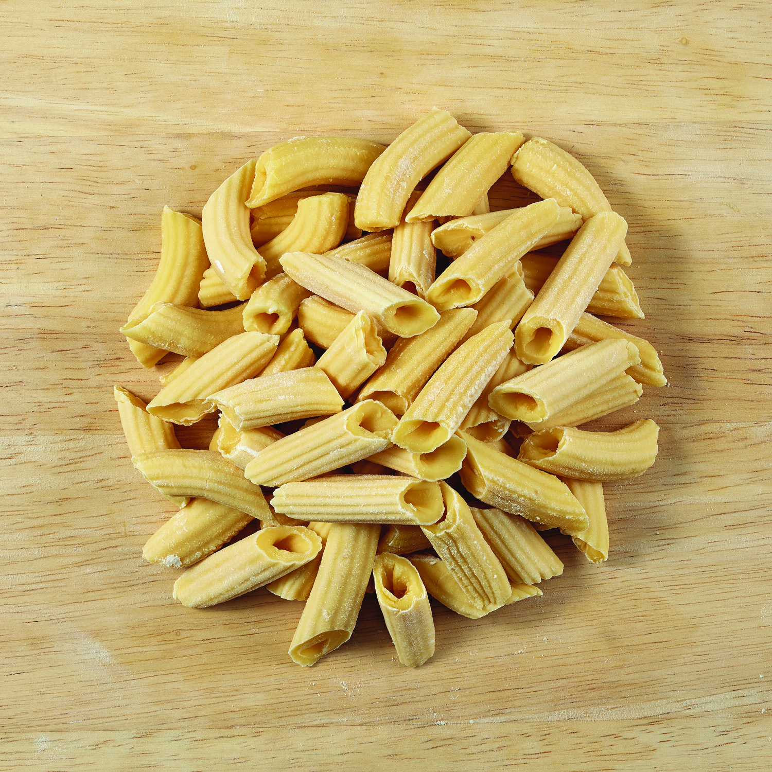 Unique shaping discs to create various types of pasta/noodle