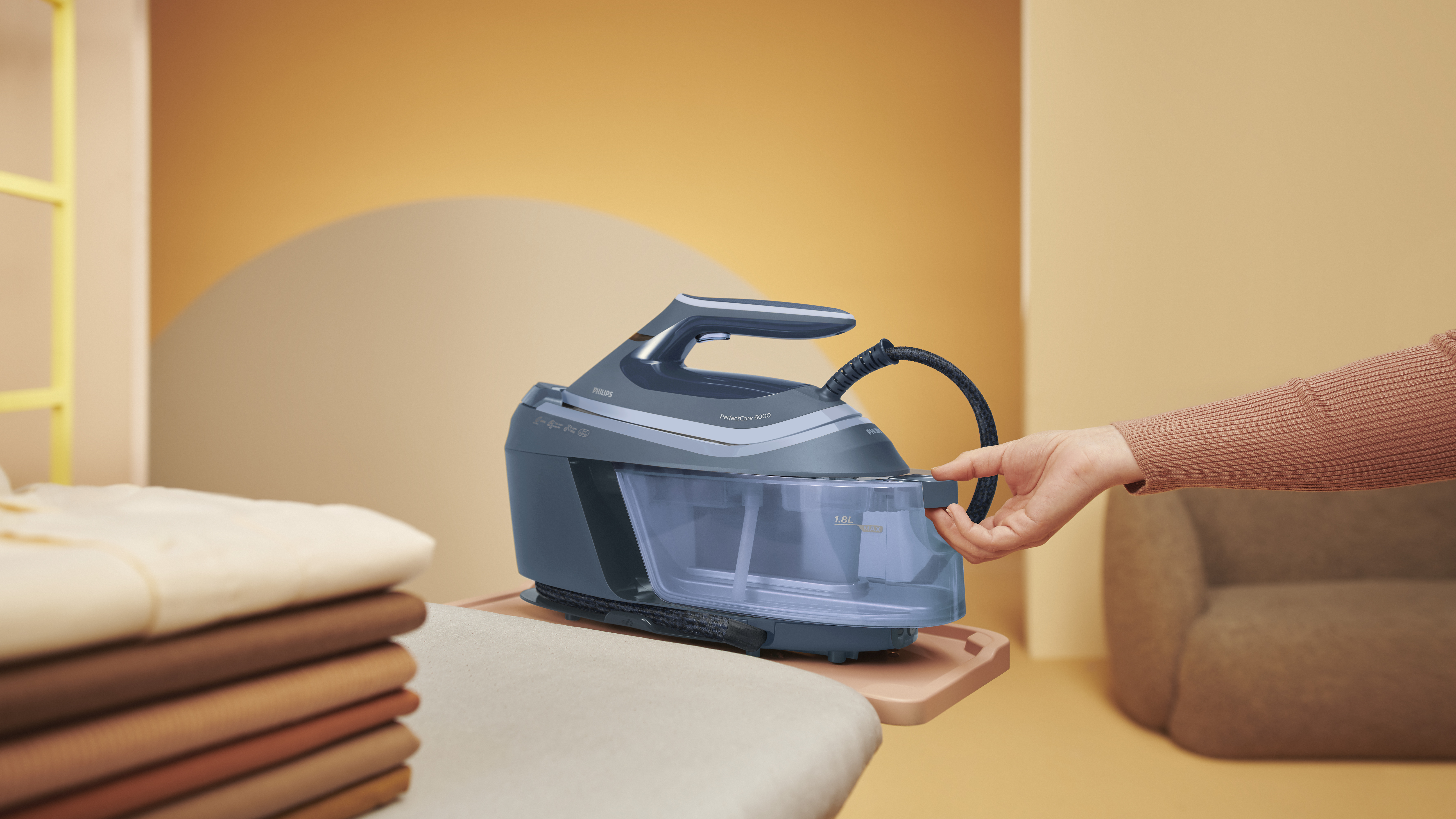 Abnehmbarer 1,8-Liter-Wasserbeh&auml;lter f&uuml;r m&uuml;heloses Bef&uuml;llen