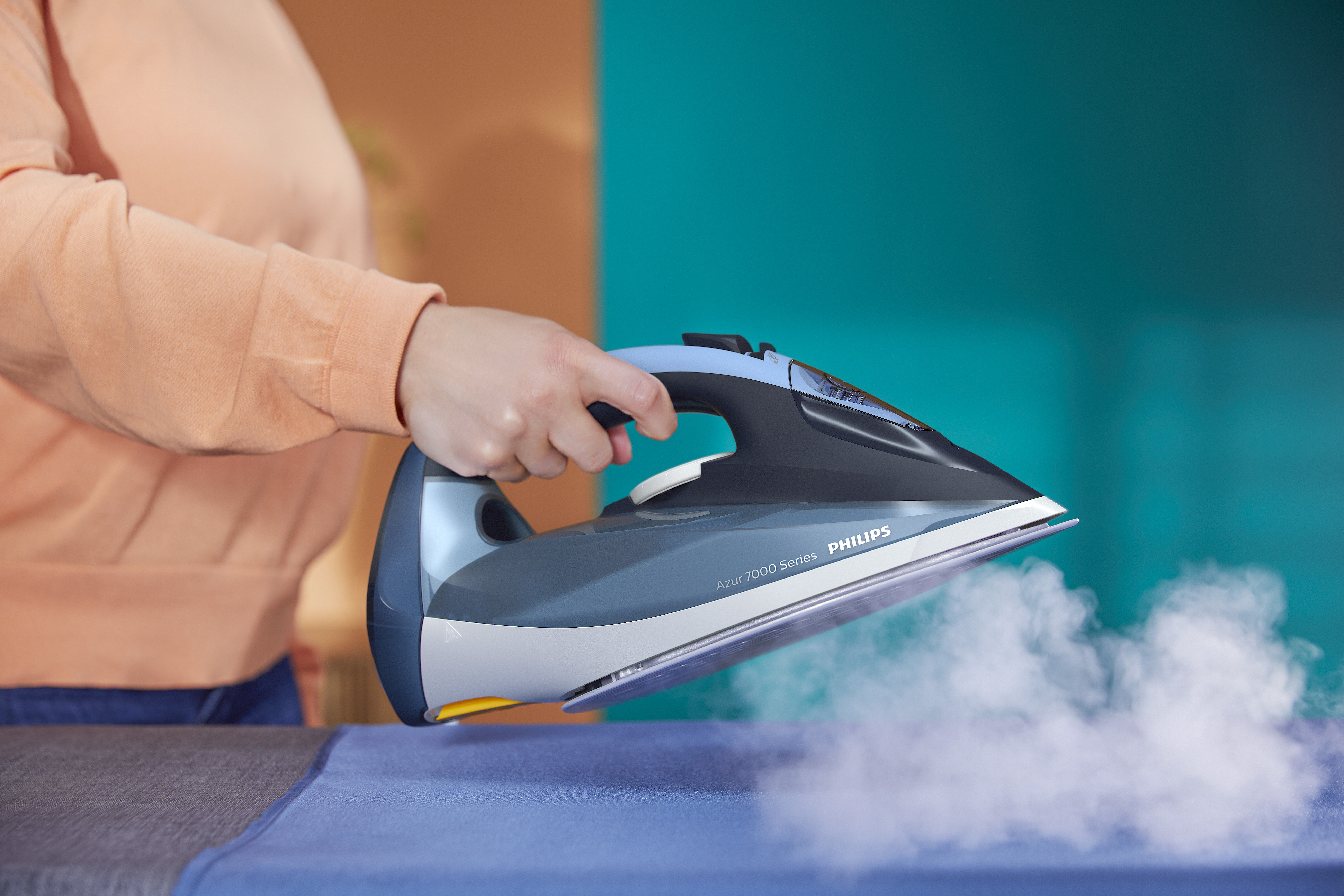 Dampfsto&szlig; von bis zu 250&nbsp;g gl&auml;ttet auch hartn&auml;ckige Falten