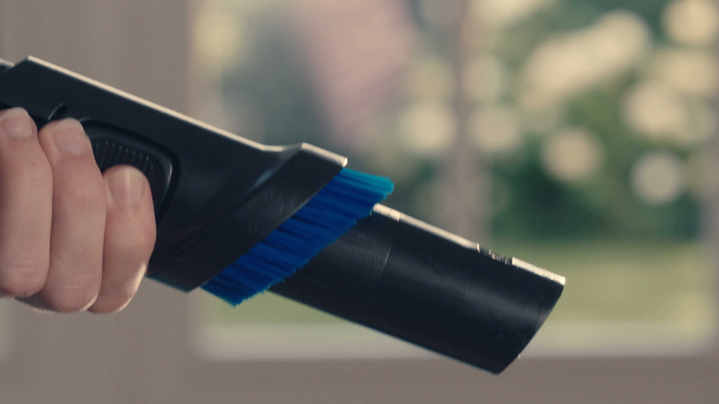 Szczotka zintegrowana z uchwytem zawsze gotowa do użycia